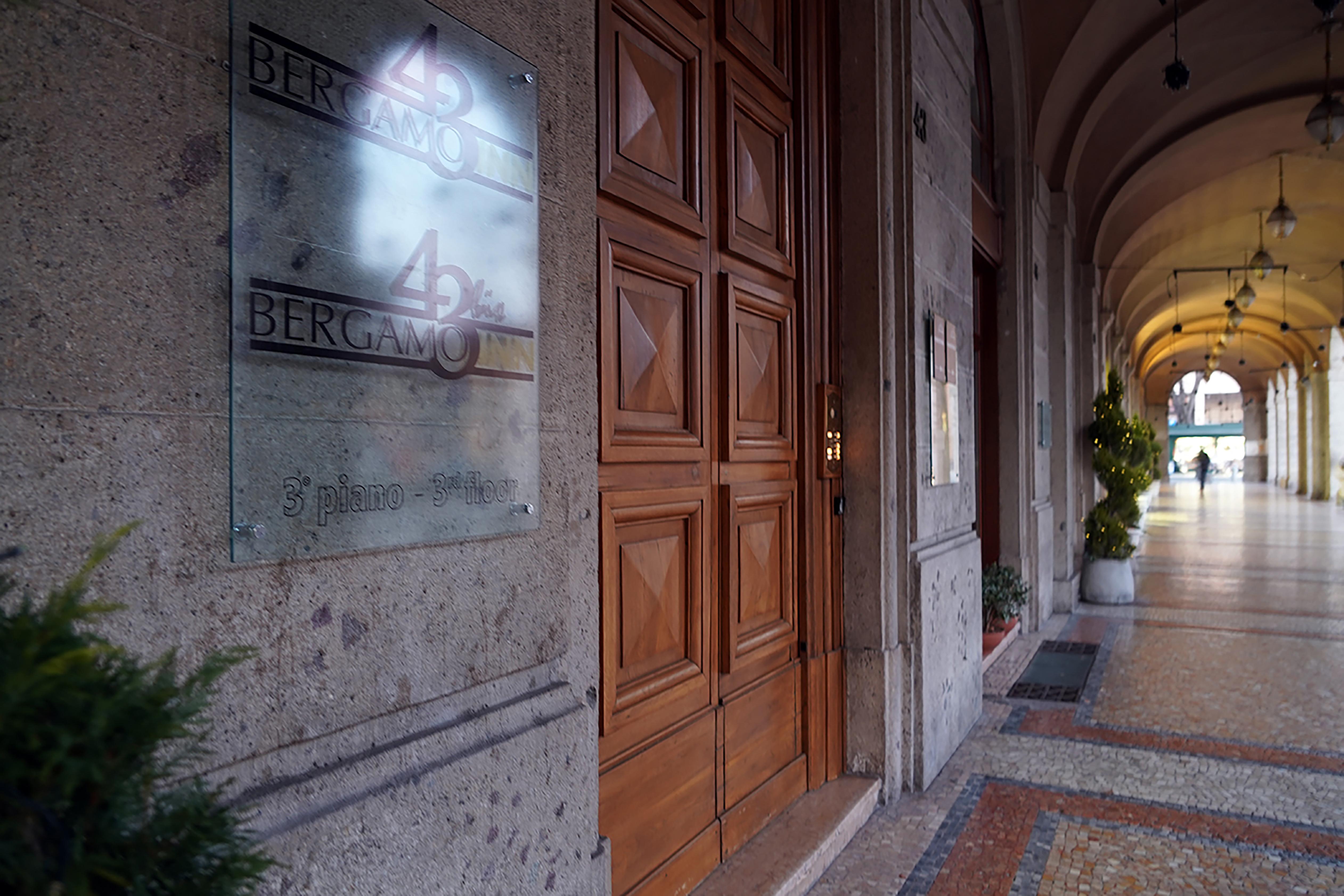 Bergamo Inn 43 Екстер'єр фото