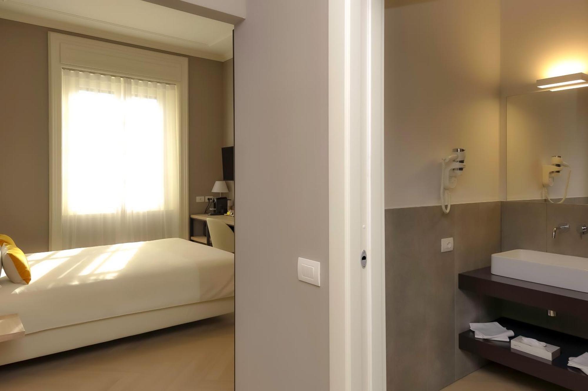 Bergamo Inn 43 Екстер'єр фото