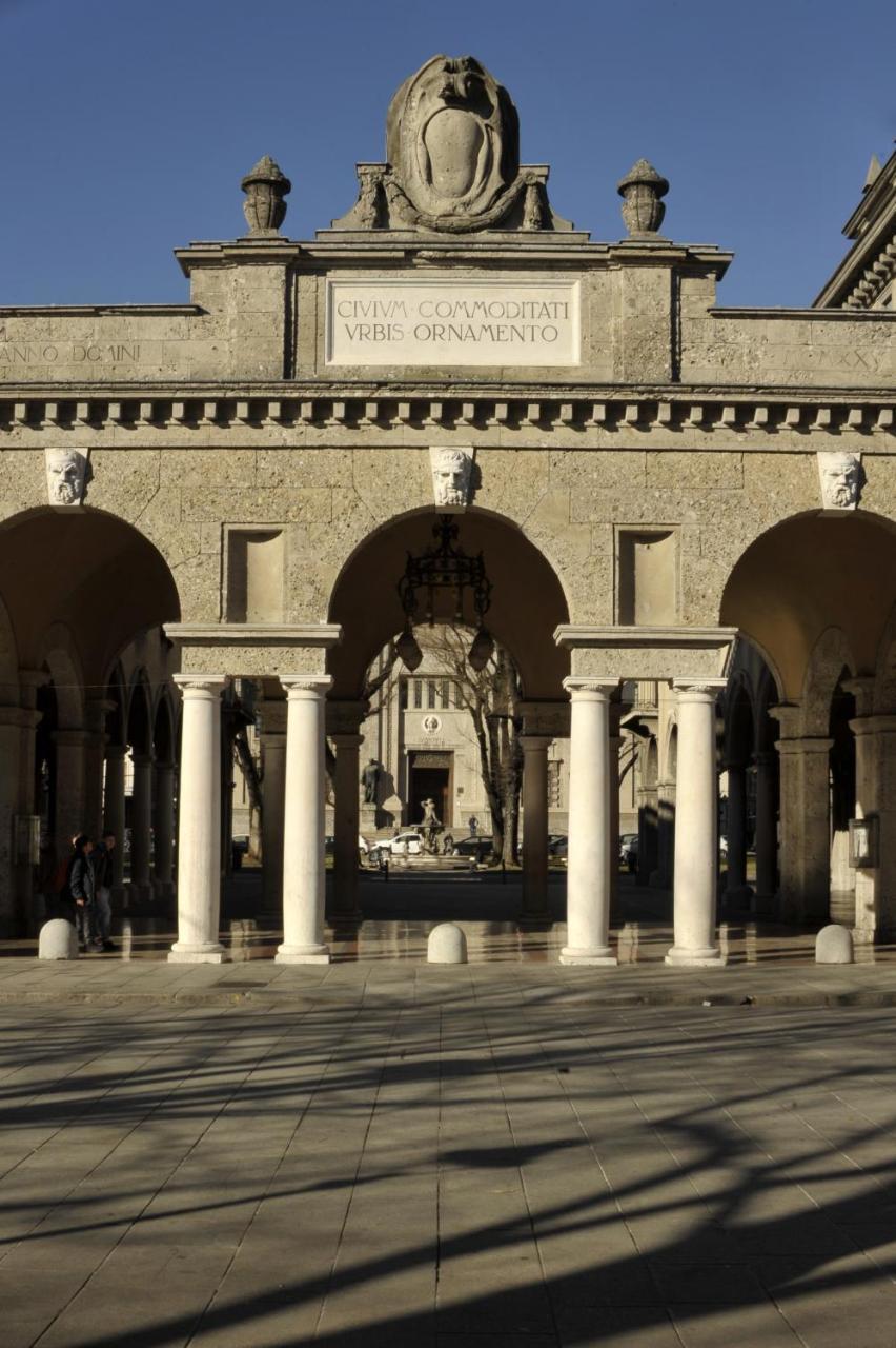 Bergamo Inn 43 Екстер'єр фото